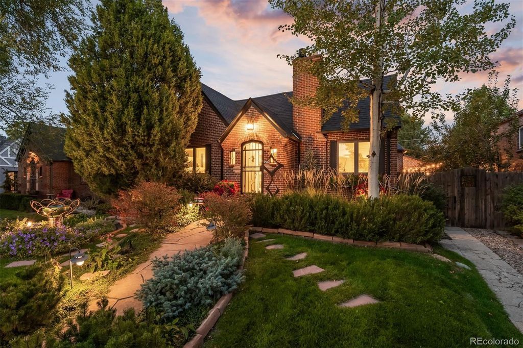 Photo of 1320 Grape Street, Denver, CO 80220 (MLS # 6993925)