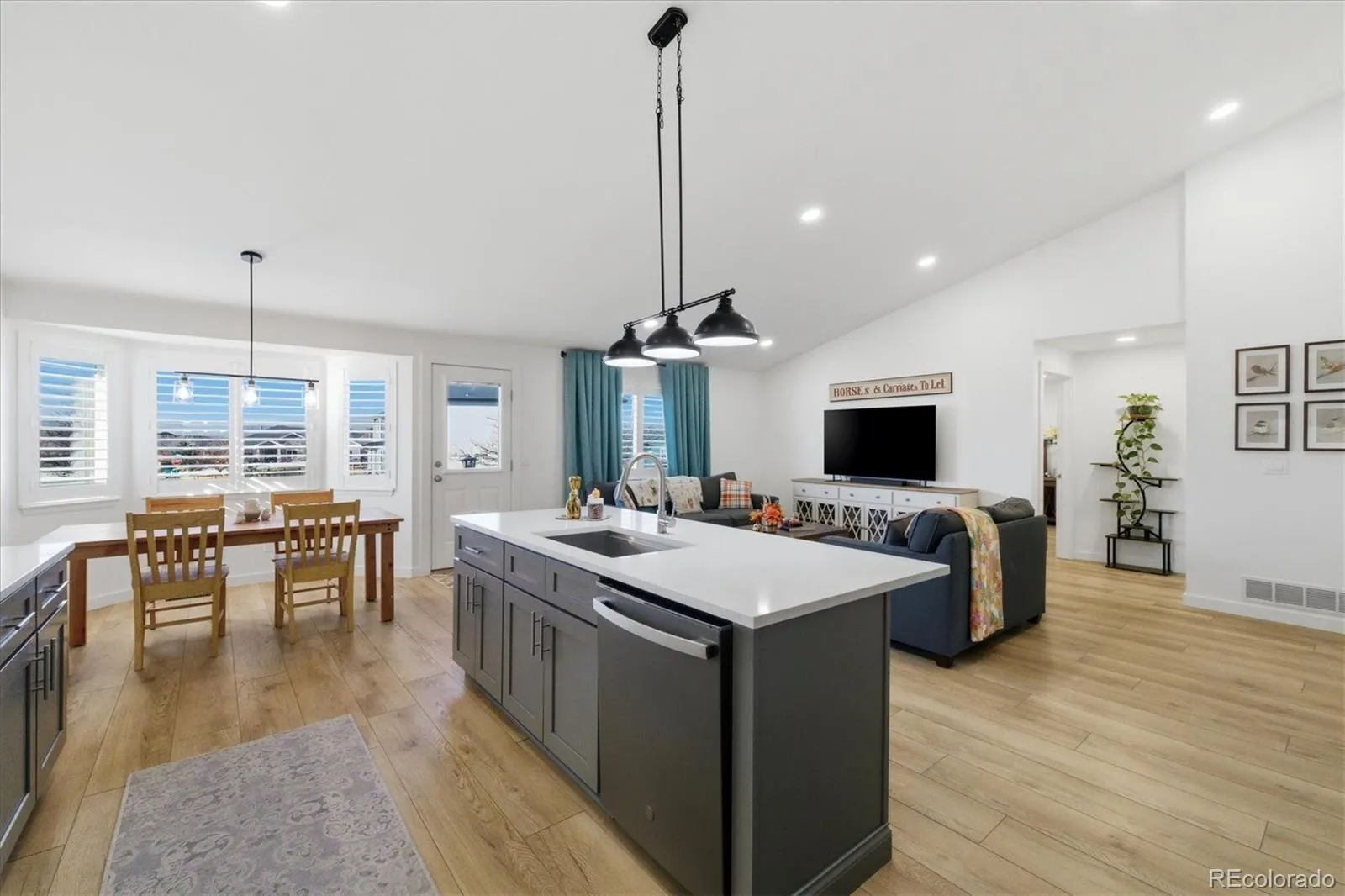 Brighton, Colorado 80601, United States, 3 Bedrooms Bedrooms, ,3 BathroomsBathrooms,Residential,Active,251369