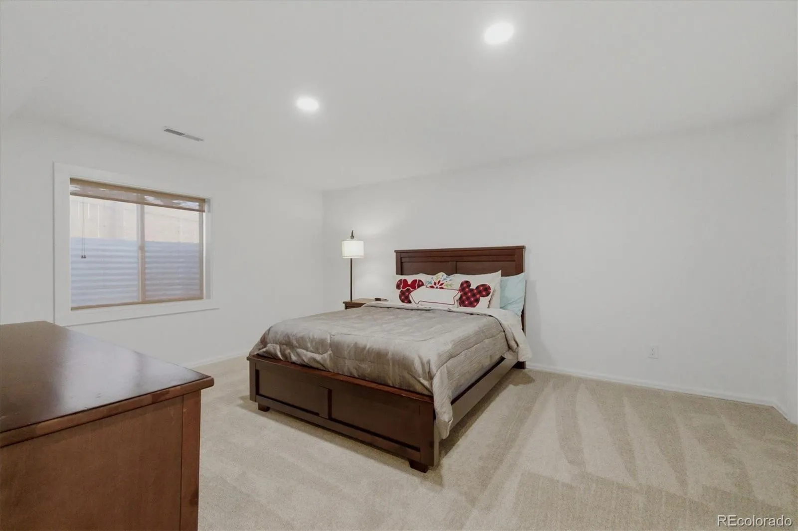 Brighton, Colorado 80601, United States, 3 Bedrooms Bedrooms, ,3 BathroomsBathrooms,Residential,Active,251369