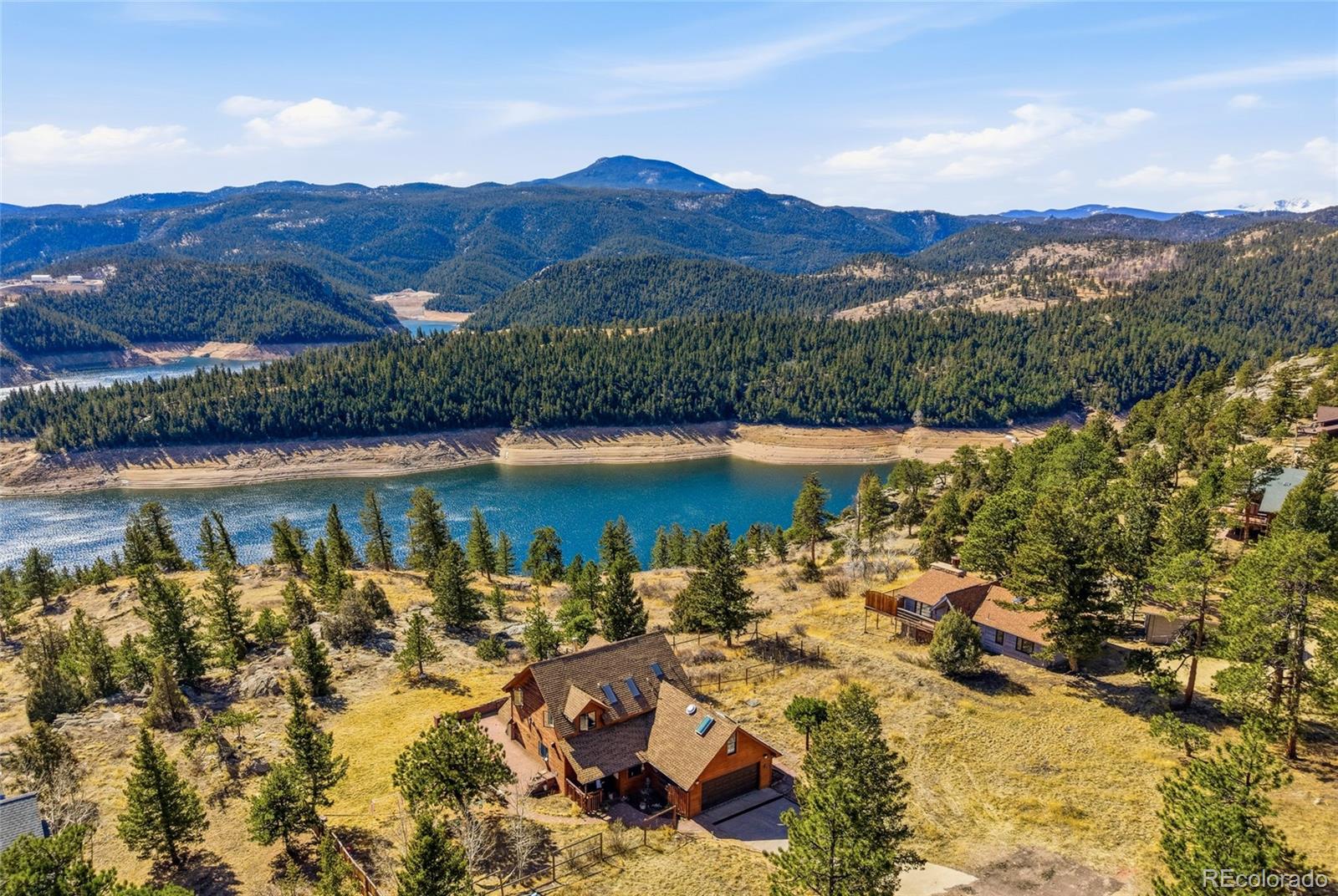 215 Lakeshore Park Road