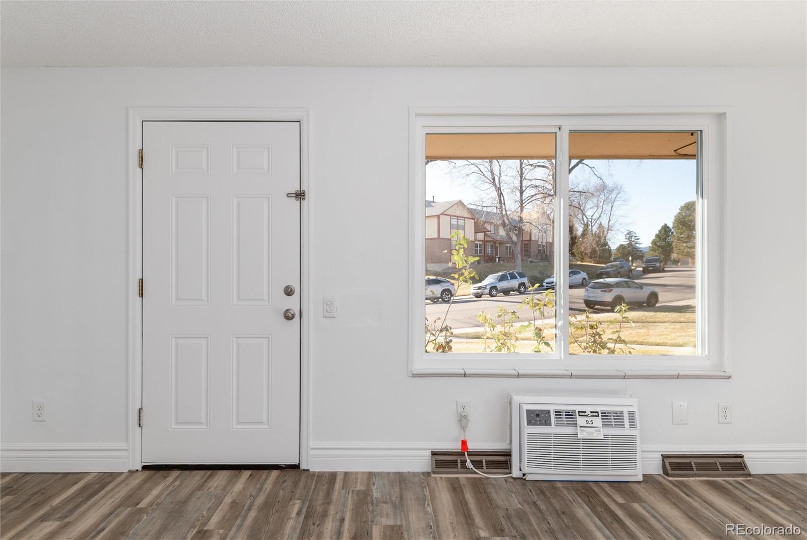 7871 W Glasgow Place