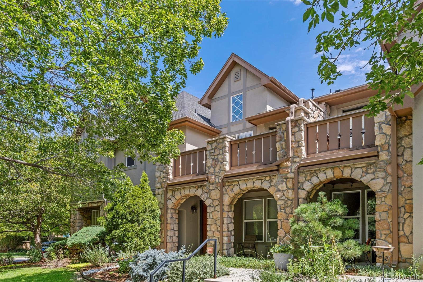 8108 E 28th Place