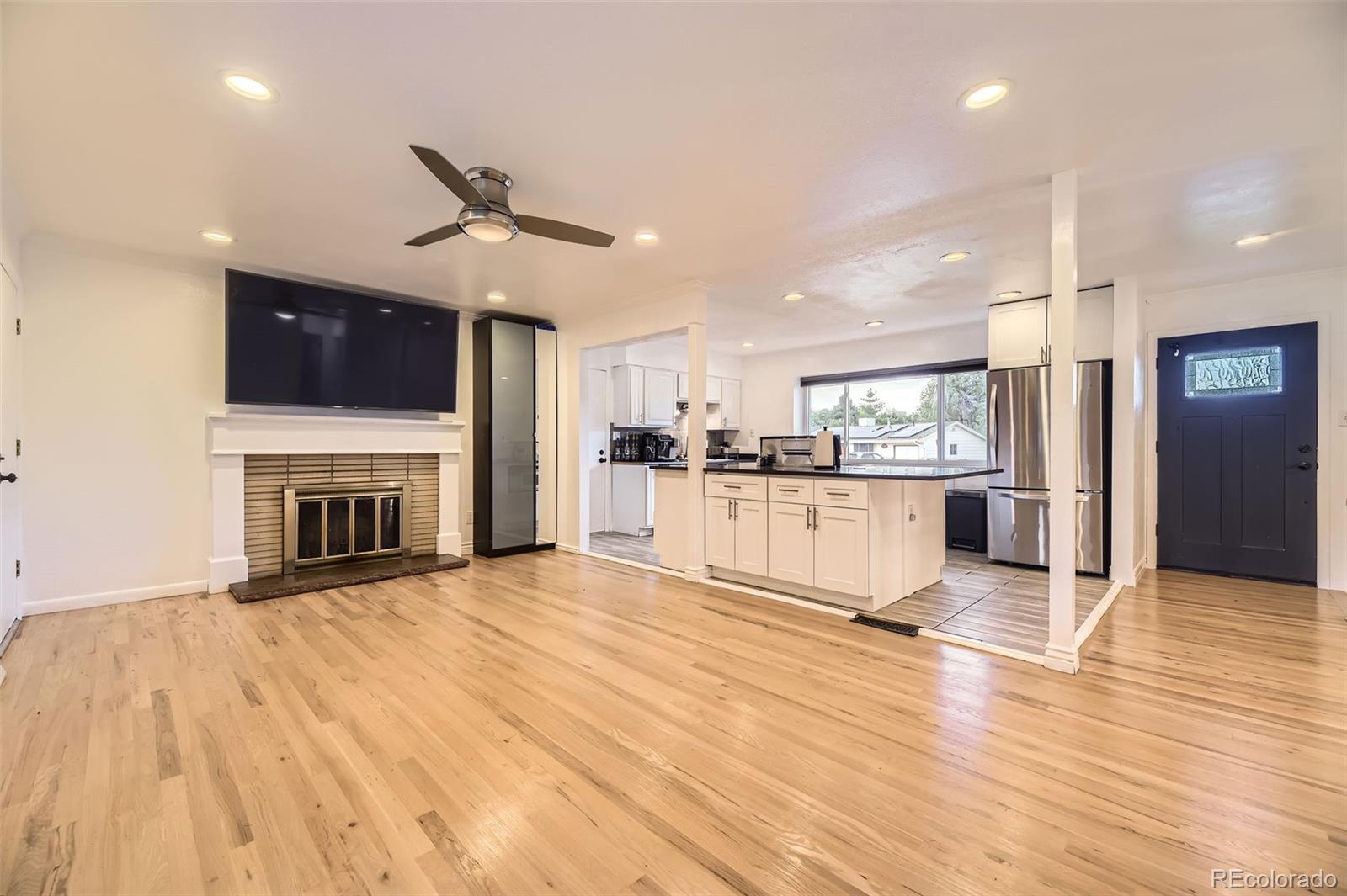 4244 W Monmouth Avenue