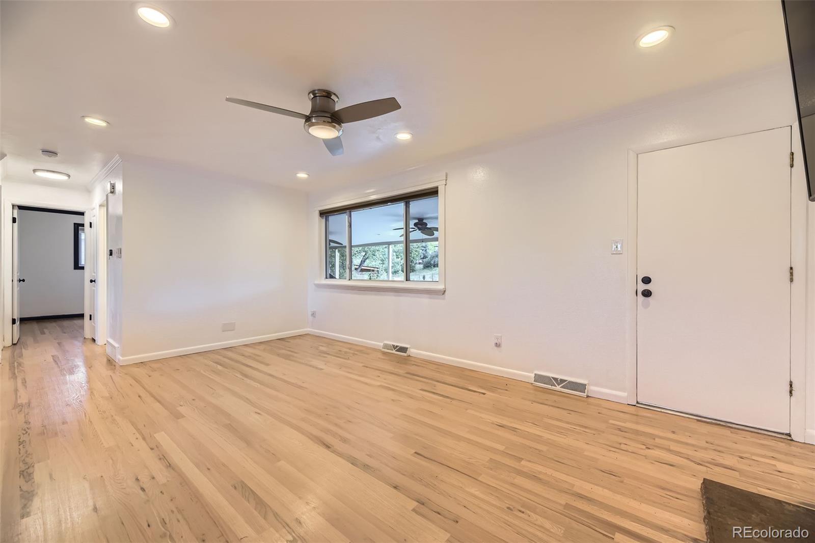4244 W Monmouth Avenue