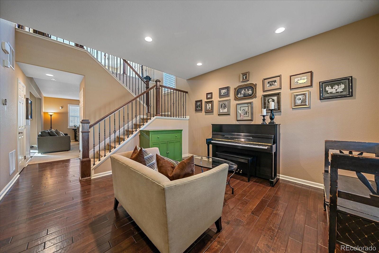 4545 S Monaco Street 324