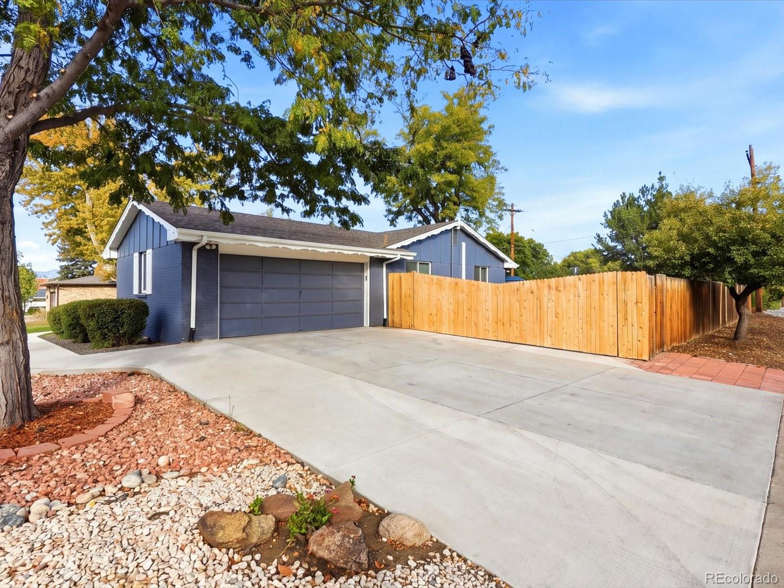 6851 S Prince Circle