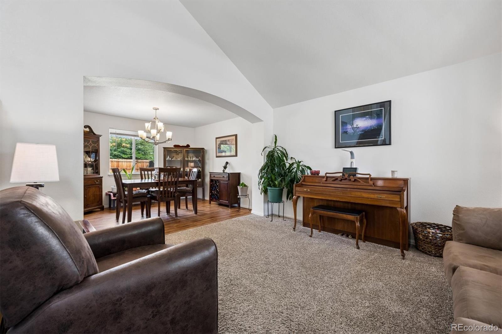 1811 W 135th Place