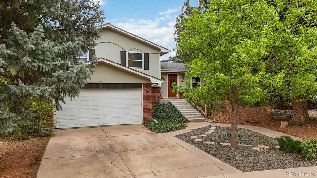 Photo of 7688 S Datura Circle, Littleton, CO 80120 (MLS # 9142803)