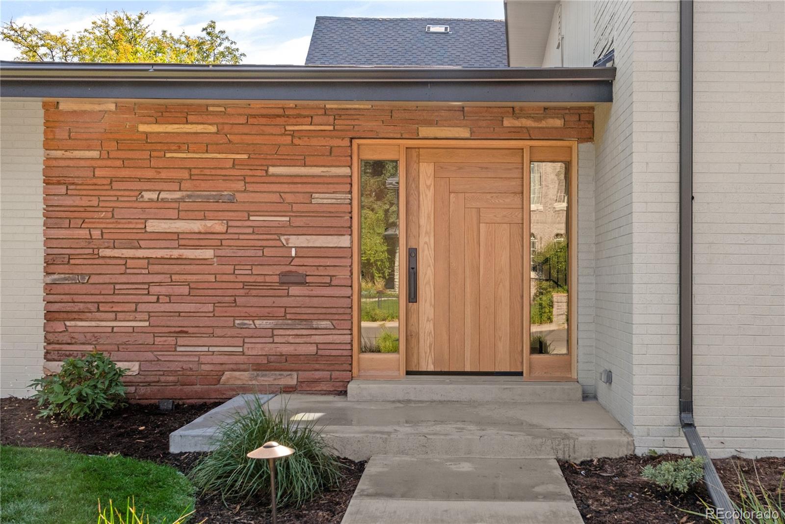 4930 E Ellsworth