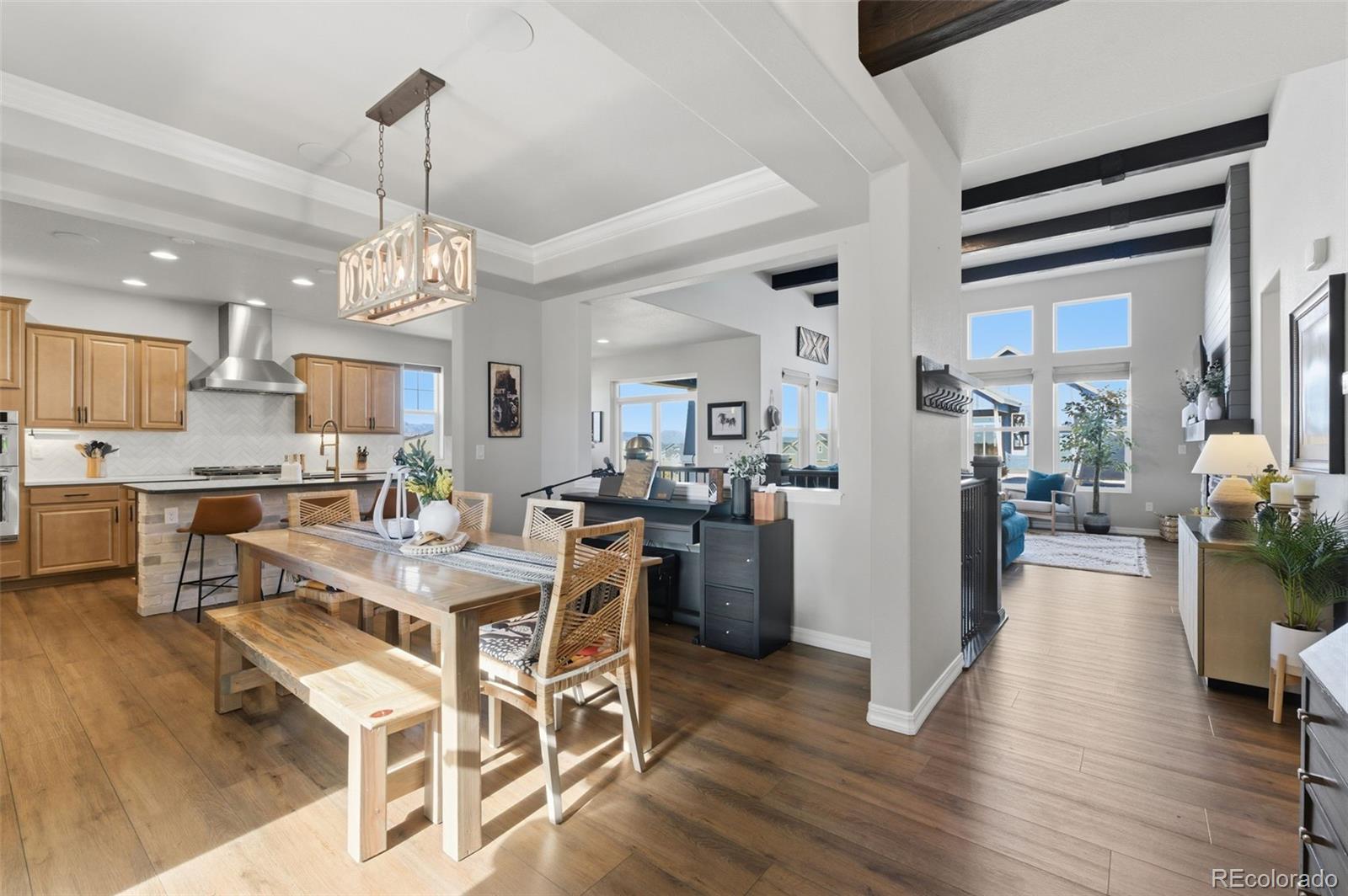 10008 Emerald Lake Lane