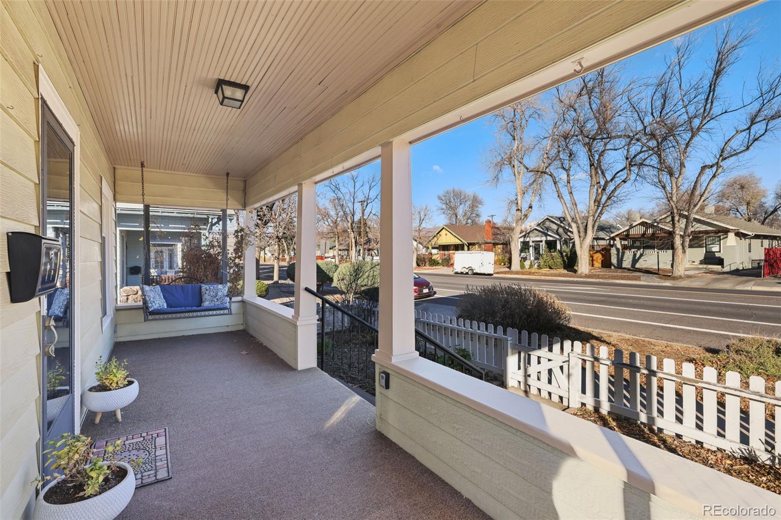 231 E Fontanero Street