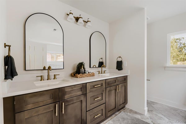 1174 QUENTIN ST, AURORA, CO 80011 - Image a6560a5b6784a4b329c8d8b2533b271a/3601177236