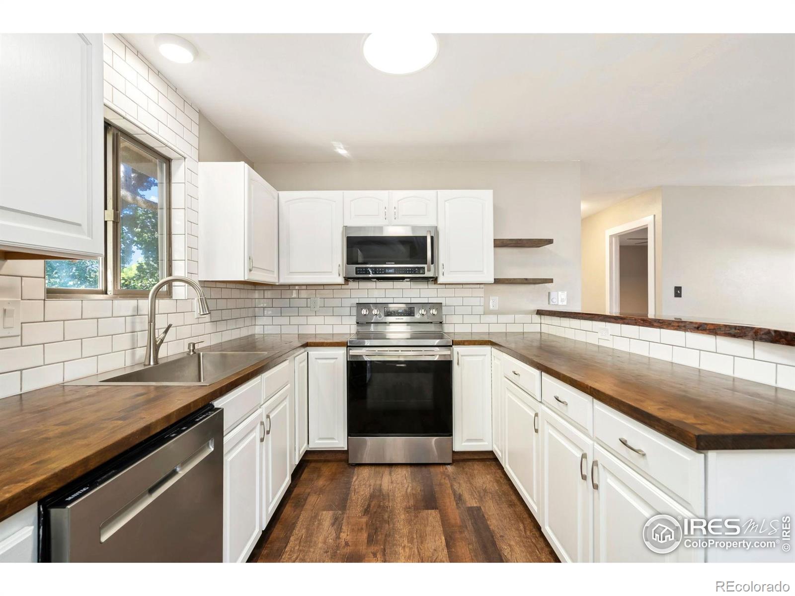 2513 Bradbury Court