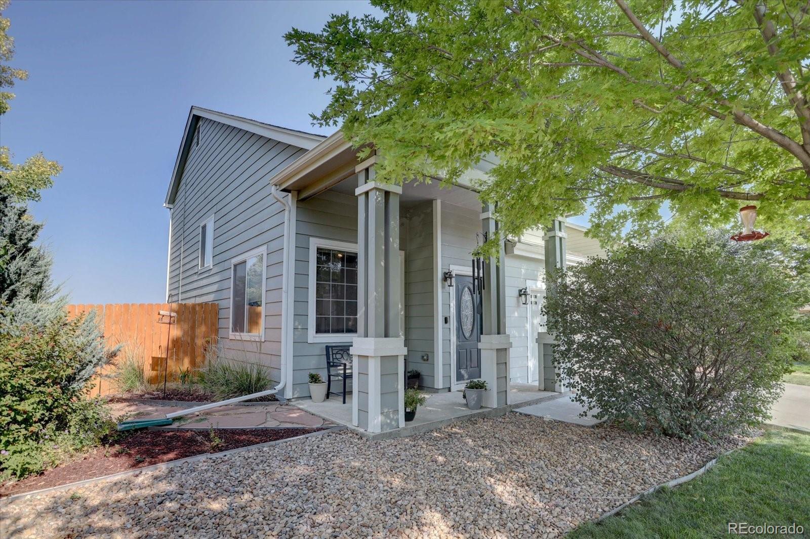 245 Stonehaven Street Circle