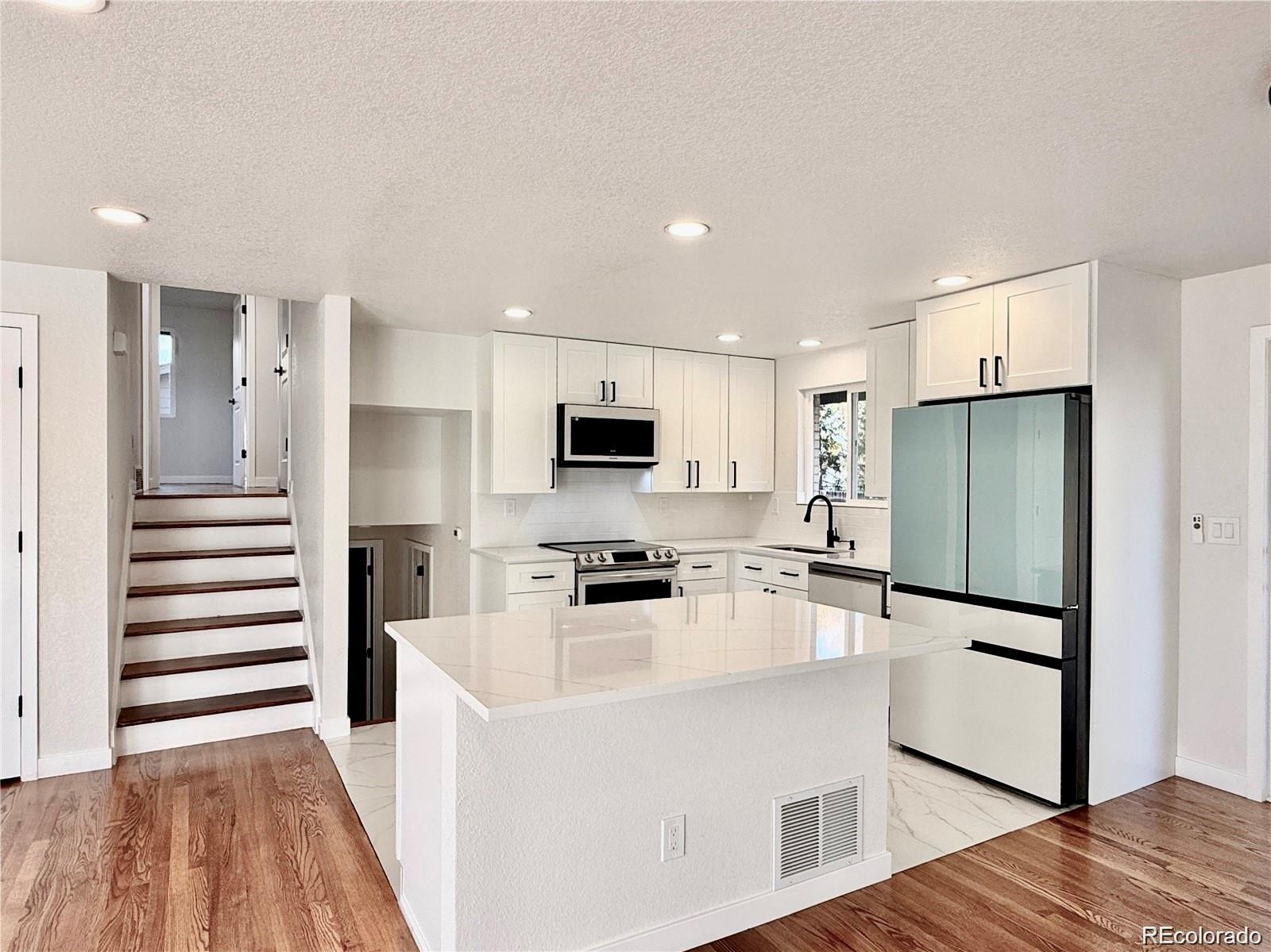 7195 E Louisiana Avenue