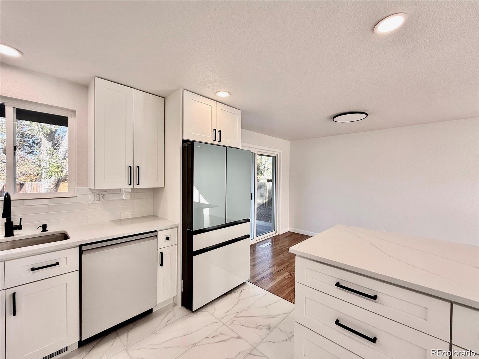 7195 E Louisiana Avenue