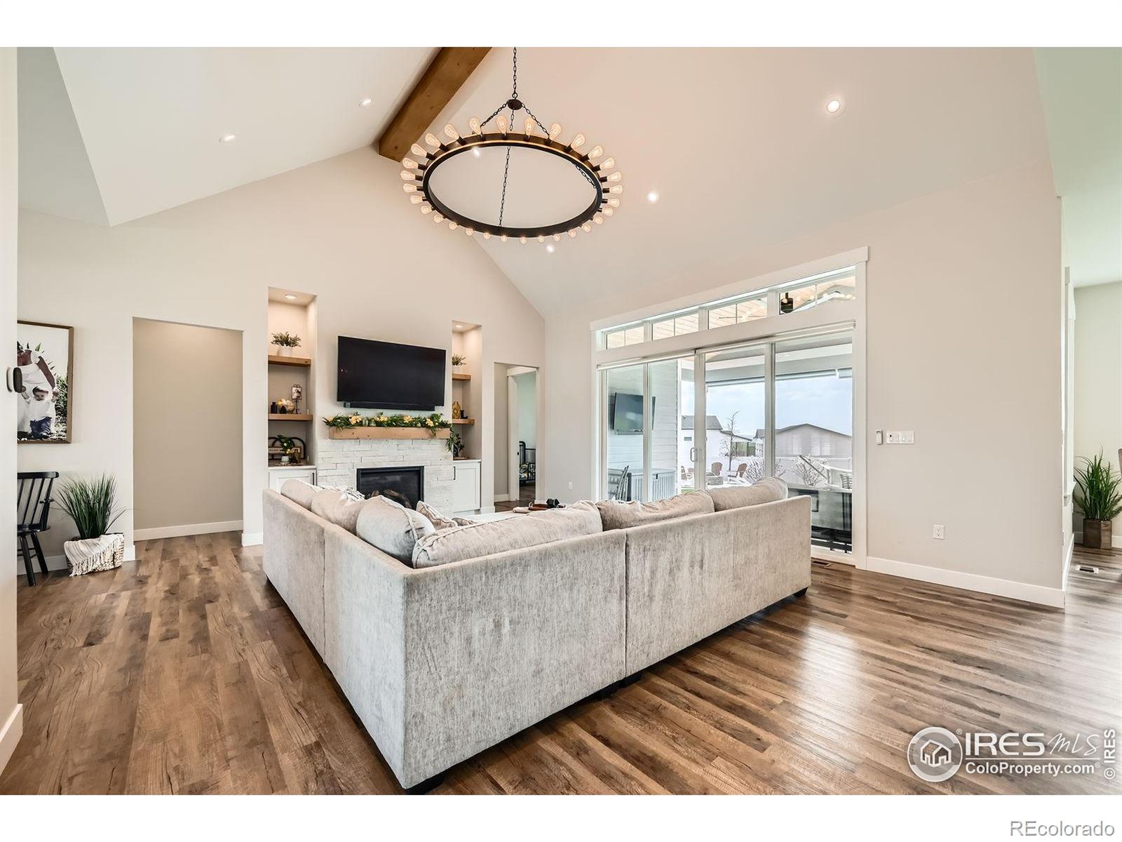 27927 Hopi Trail