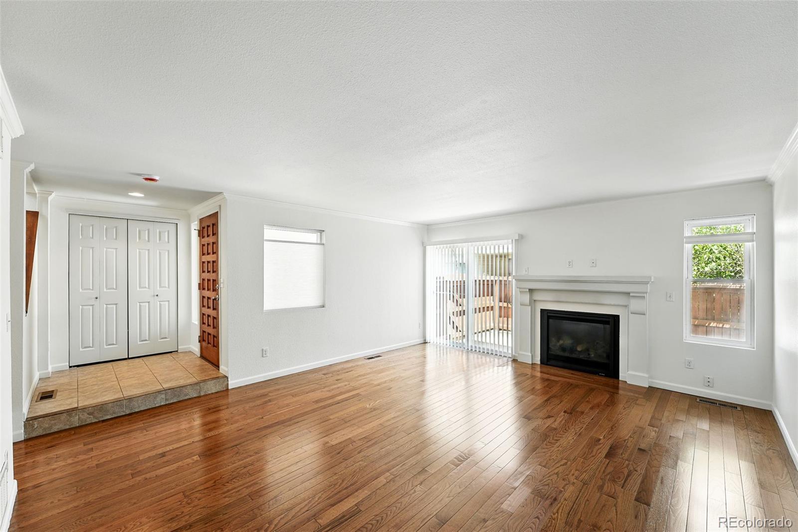1050 S Monaco Parkway 125