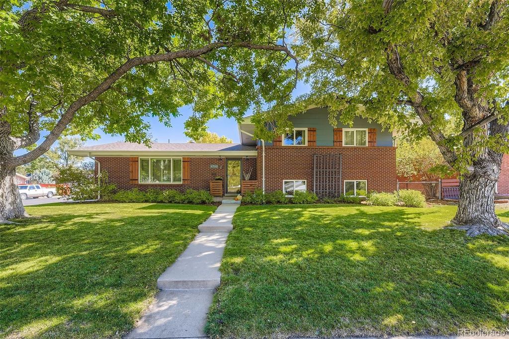 Photo of 4700 S Lipan Street, Englewood, CO 80110 (MLS # 7651120)