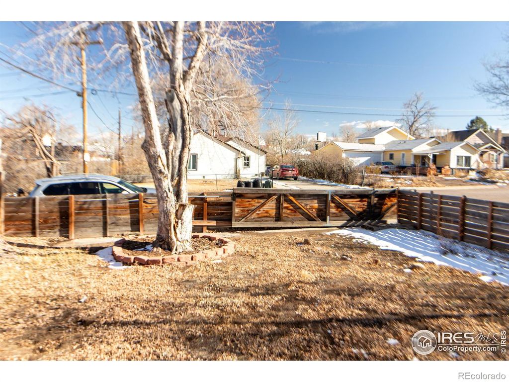 Photo of 927 S Yates Street #A, Denver, CO 80219 (MLS # IR1050666)