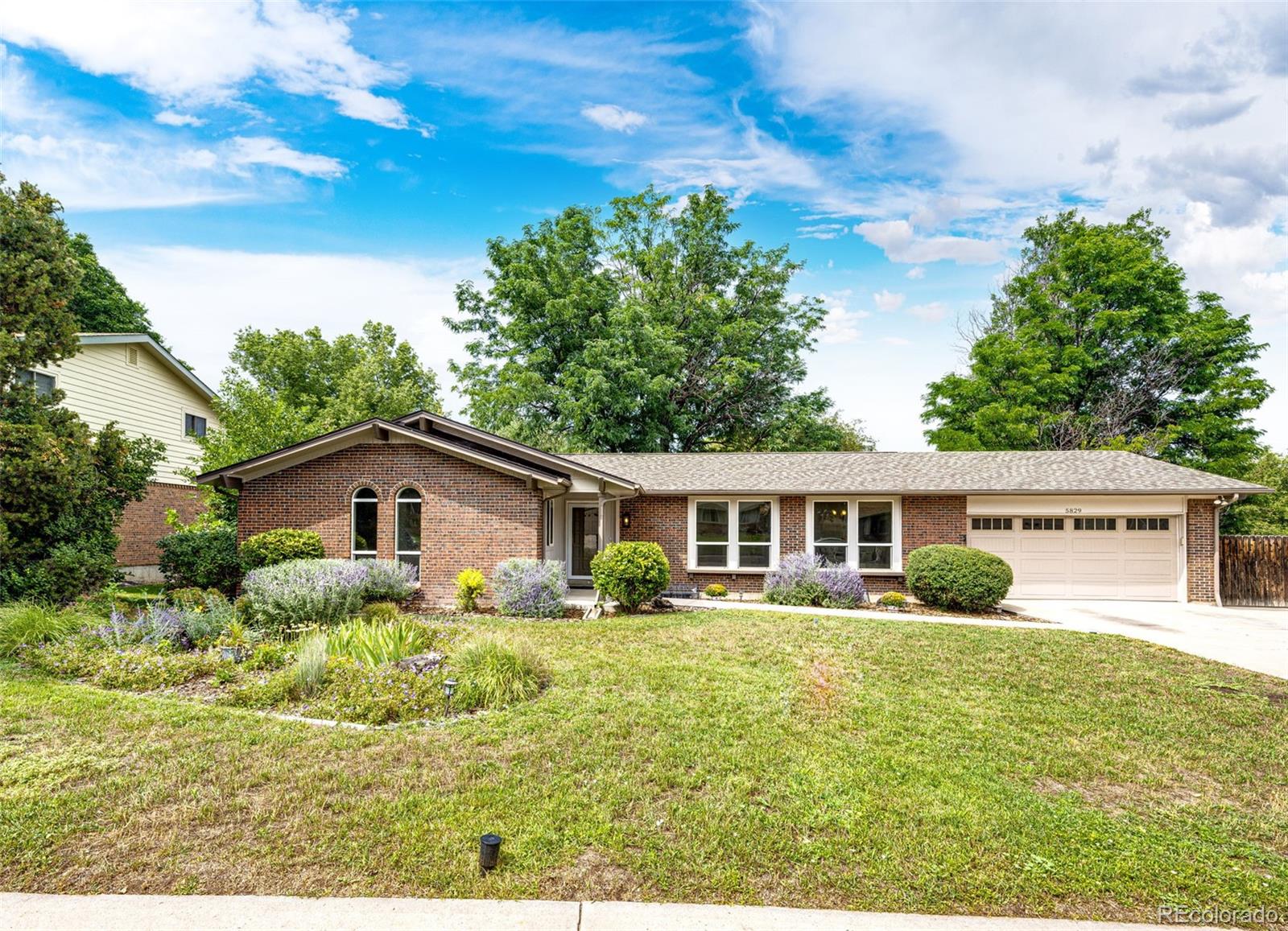 5829 W Fair Drive