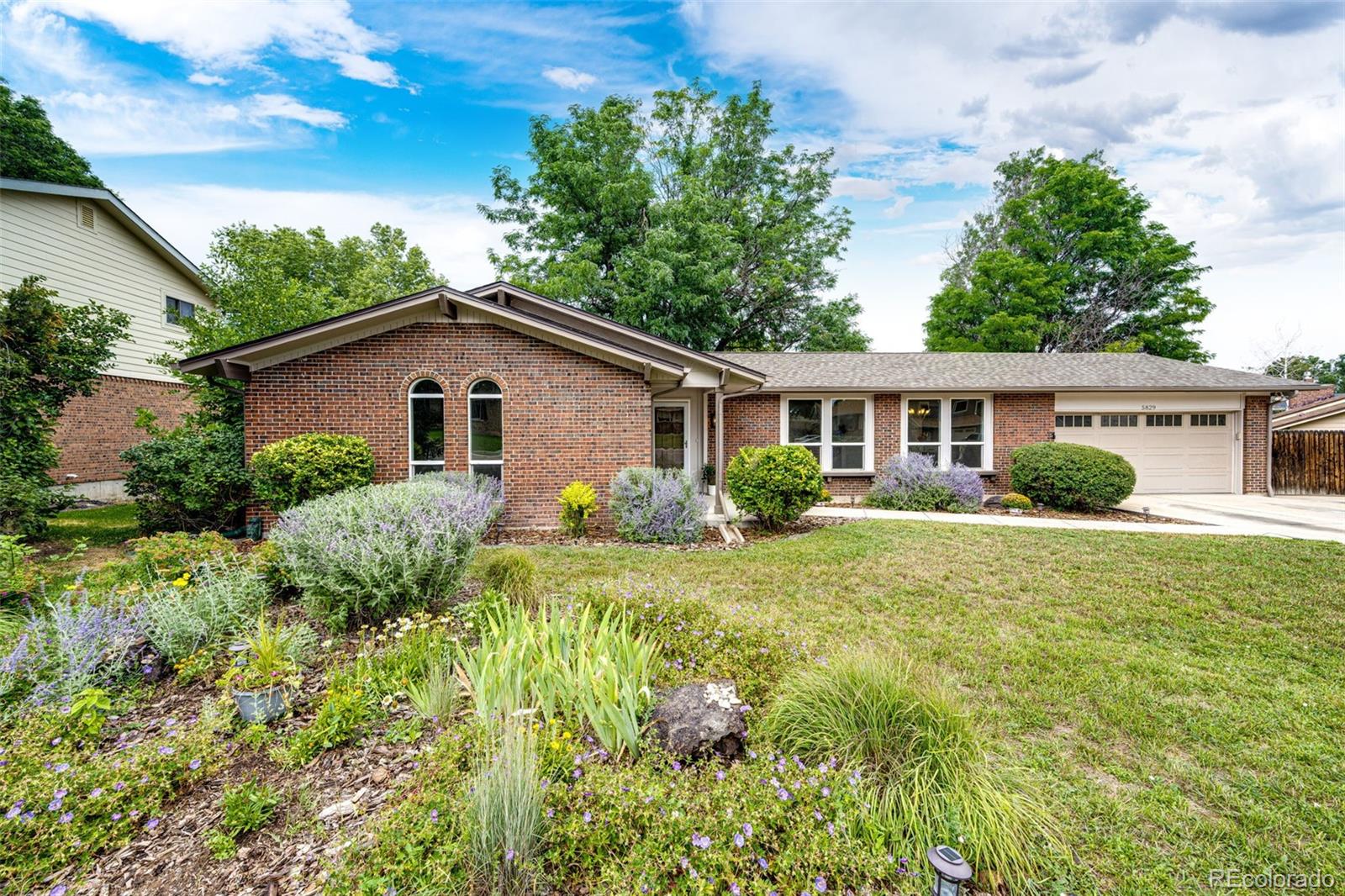 5829 W Fair Drive
