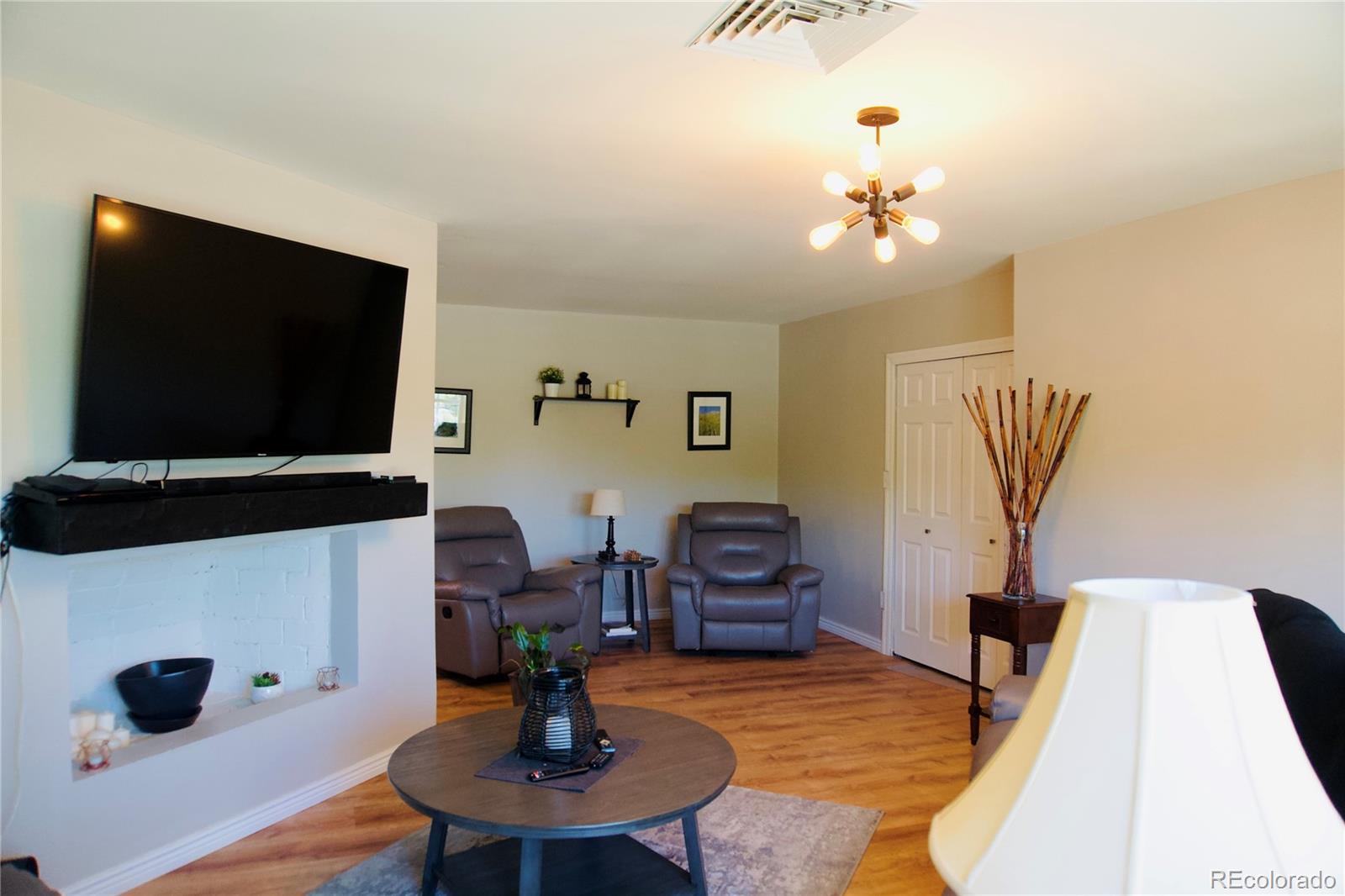 3825 S Monaco Parkway 111