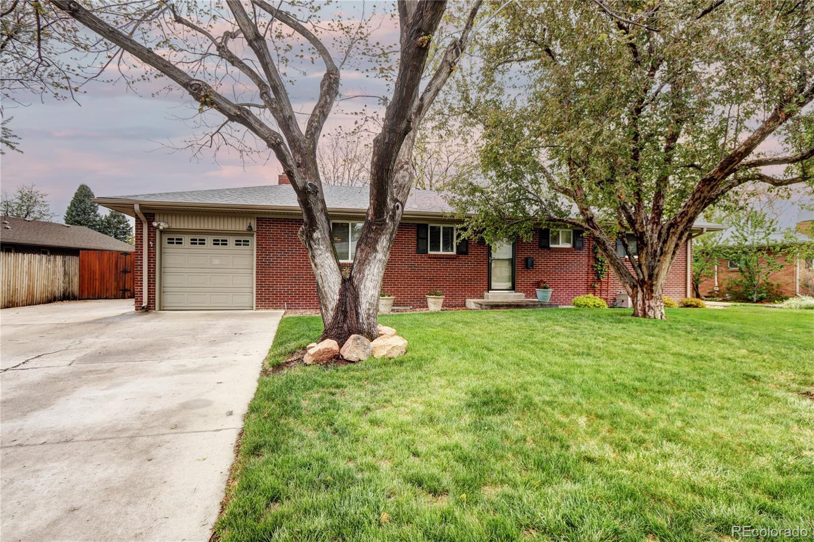 6365 S Valleyview Street, Littleton, CO, 80120 1 6365 S Valleyview Street