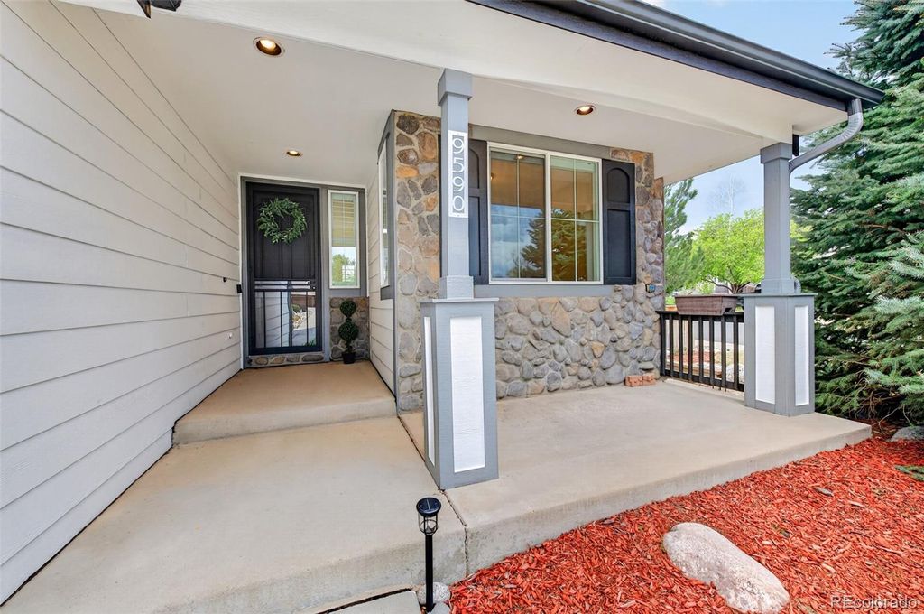 Photo of 9590 S Everett Way, Littleton, CO 80127 (MLS # 5583580)