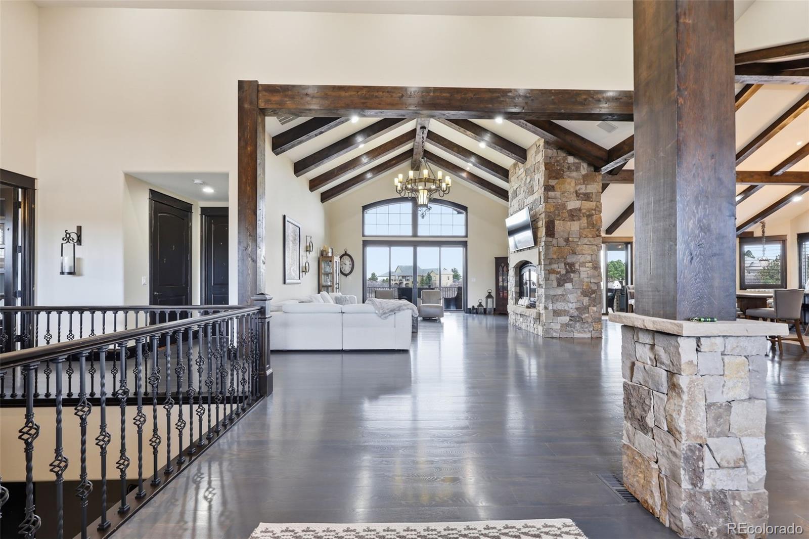 843 Diamond Ridge Circle