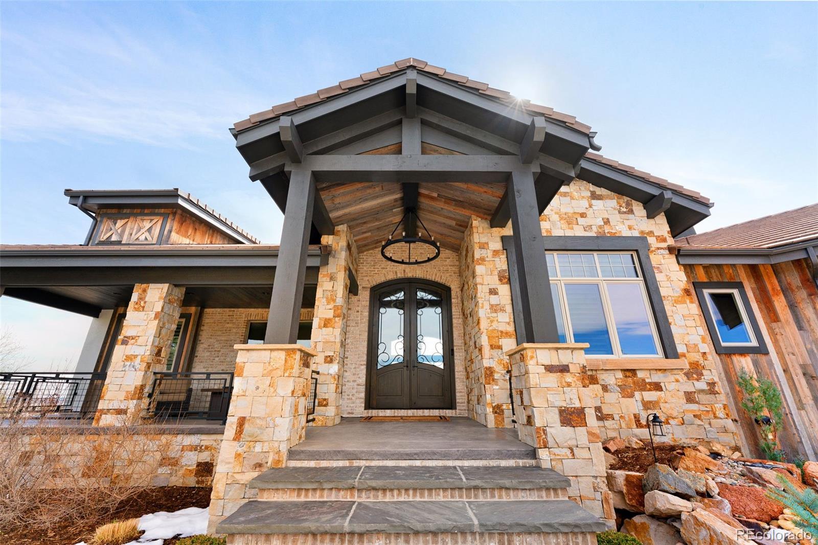 843 Diamond Ridge Circle