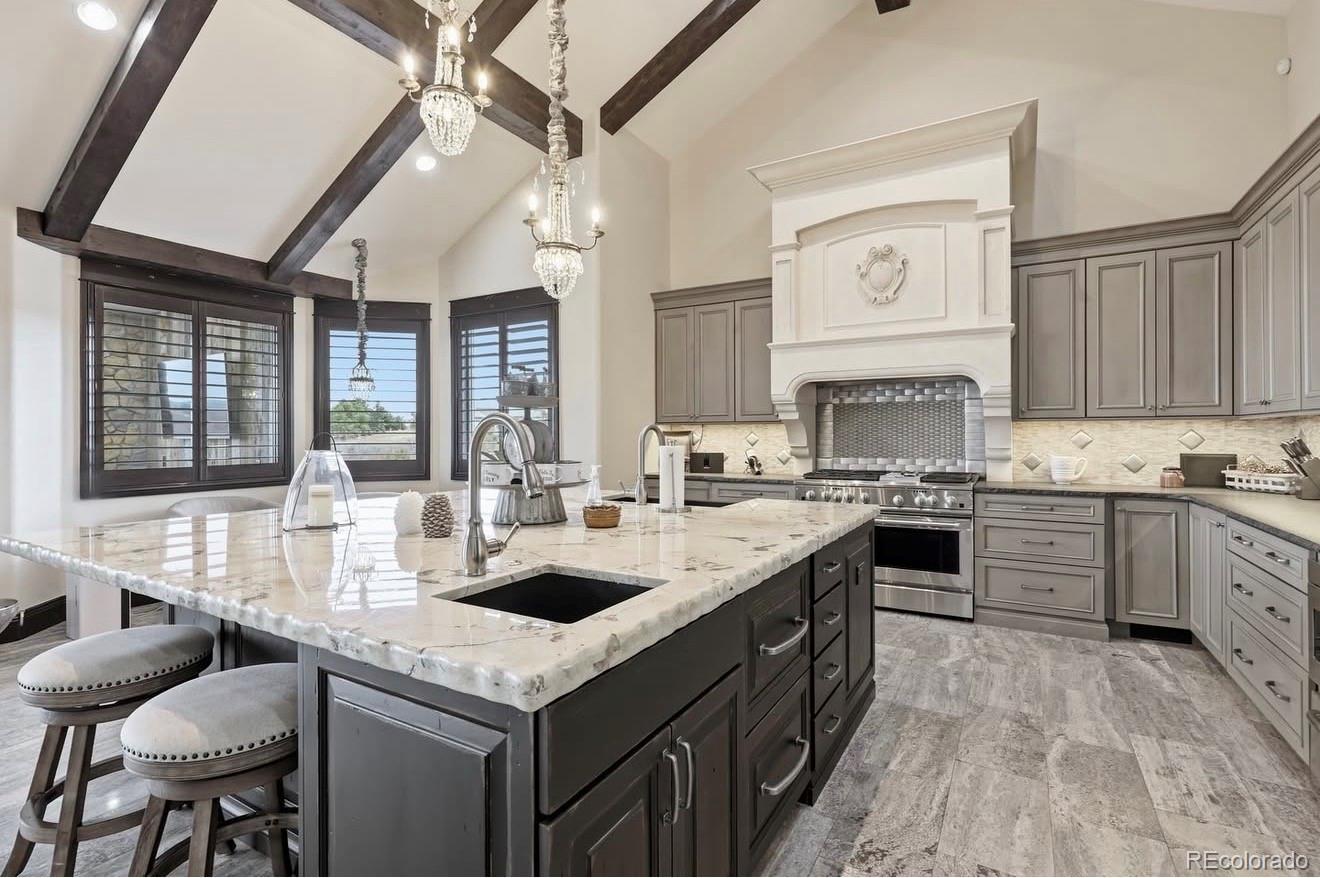 843 Diamond Ridge Circle