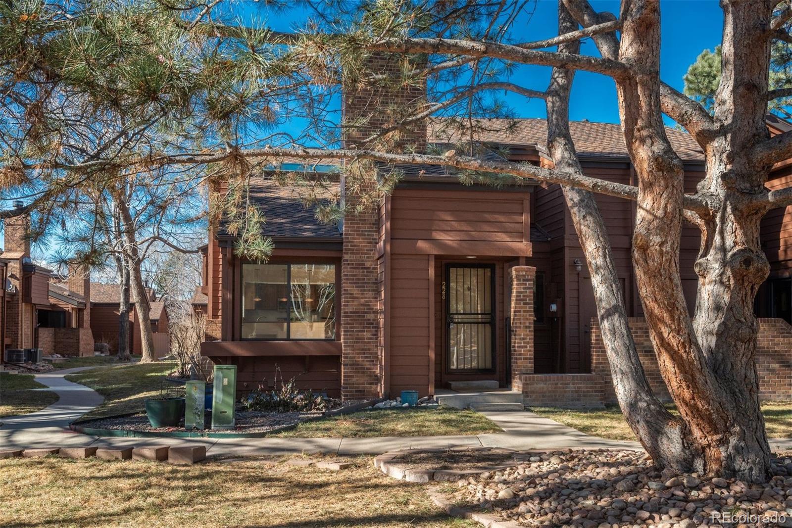 2685 S Dayton Way 228