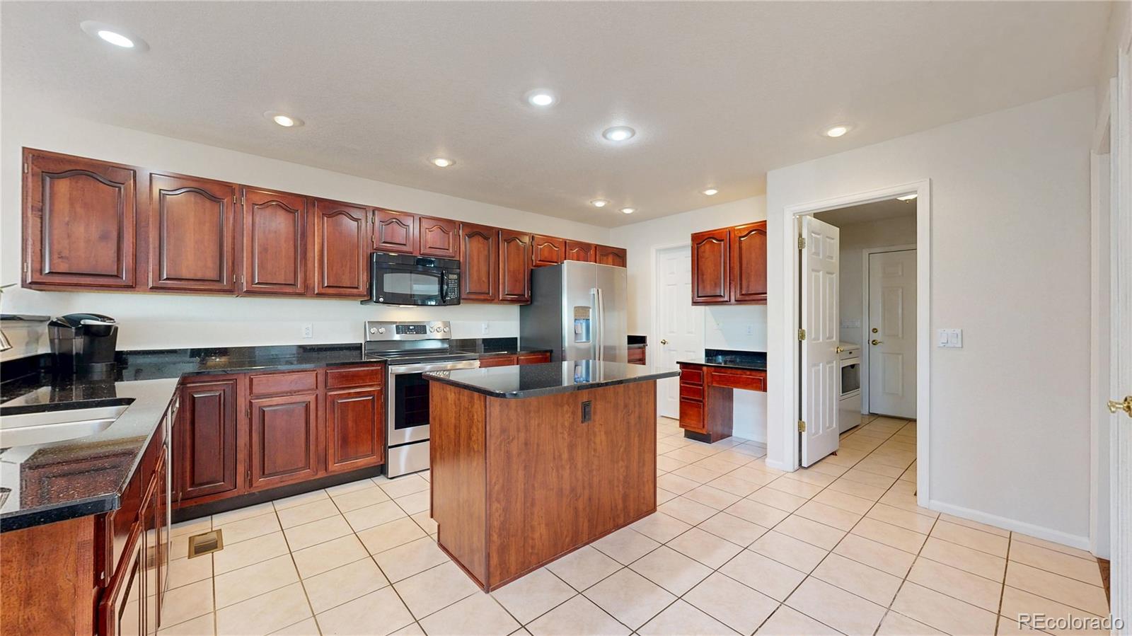 19031 E Progress Lane, Centennial, CO, 80015 4 19031 E Progress Lane