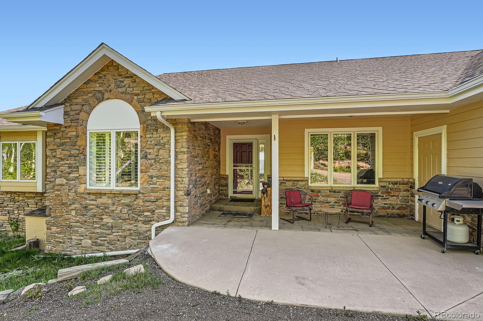 557 Highpoint Circle
