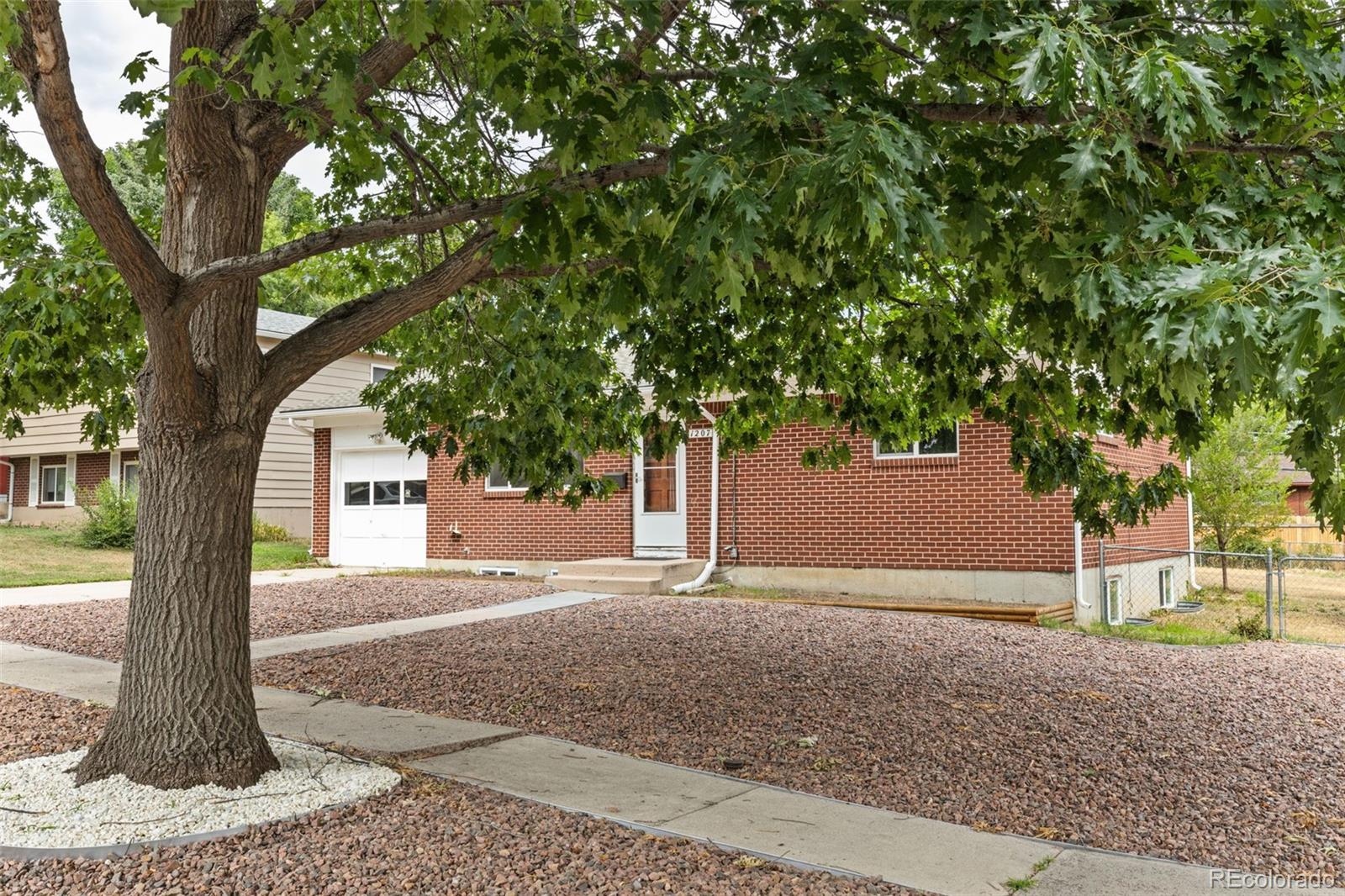 1207 Kingsley Drive