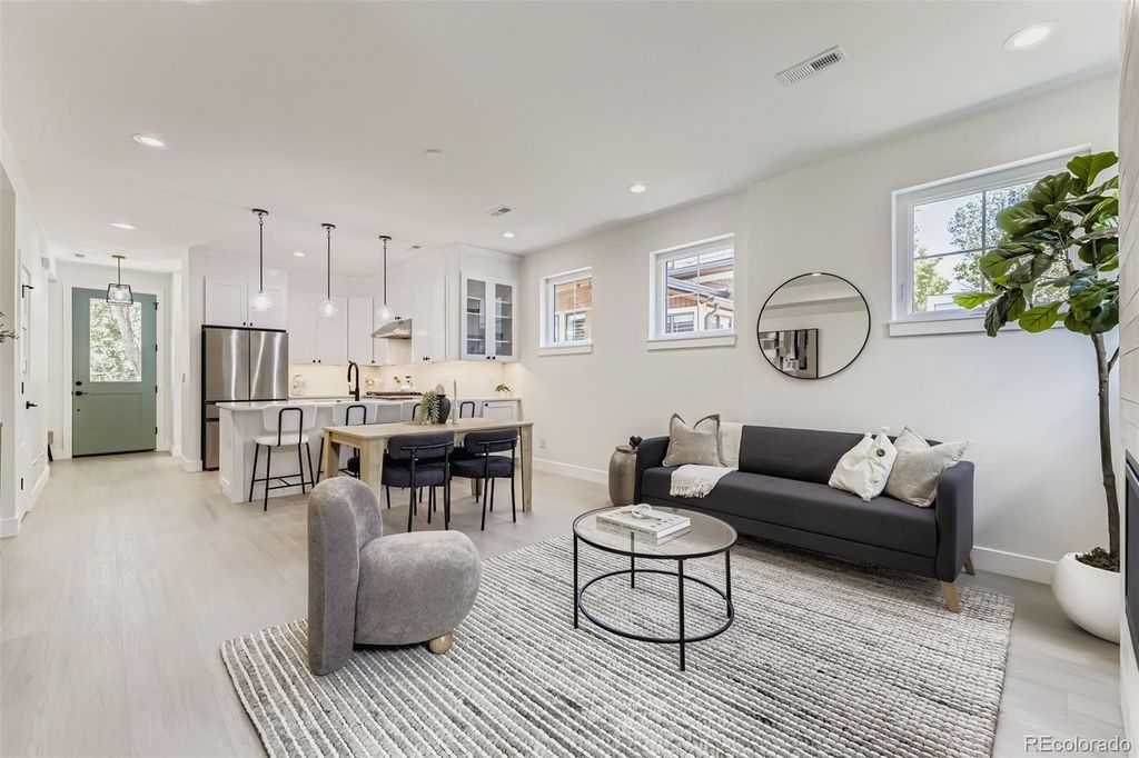 Photo of 4640 W 39th Avenue, Denver, CO 80212 (MLS # 7582723)