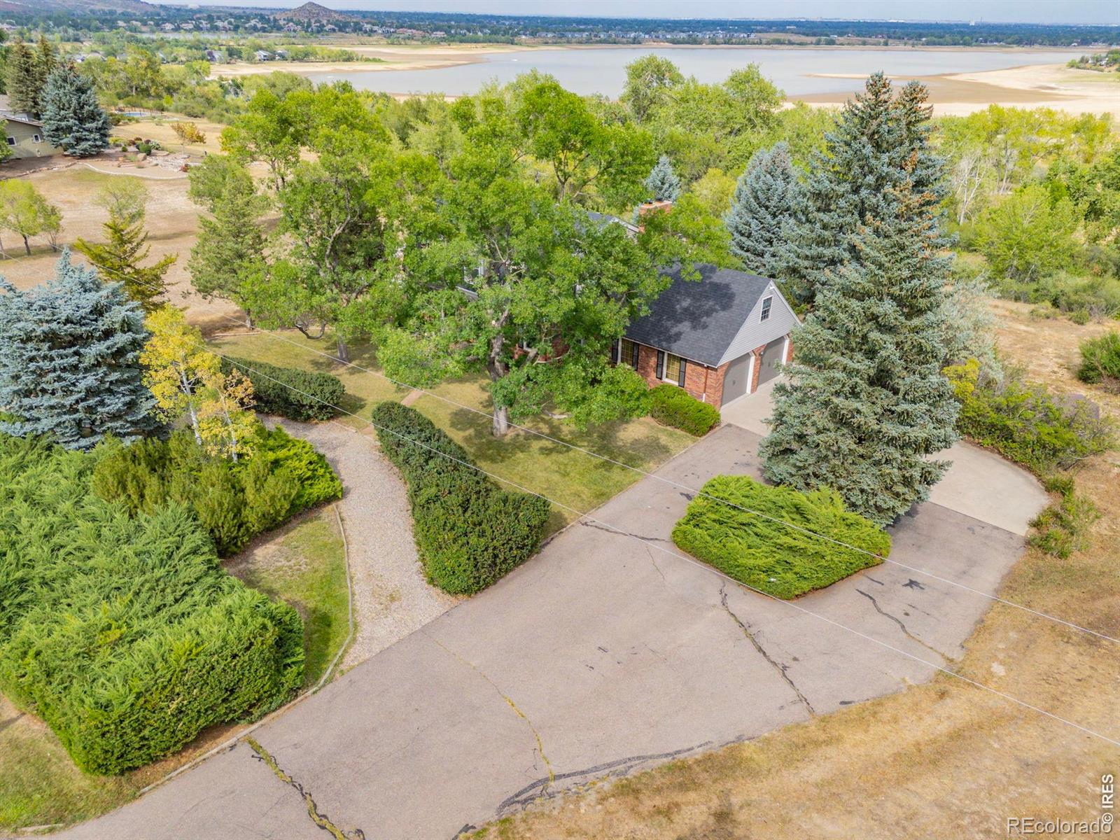 1012 Willowrock Drive