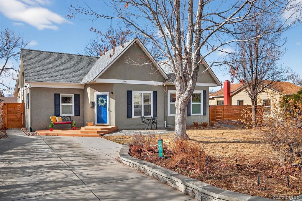 Photo of 5641 S Hickory Street, Littleton, CO 80120 (MLS # 2683030)