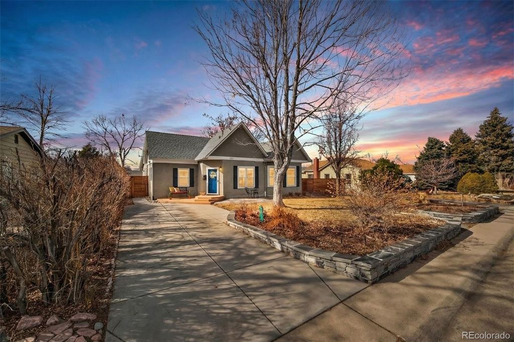 Photo of 5641 S Hickory Street, Littleton, CO 80120 (MLS # 2683030)