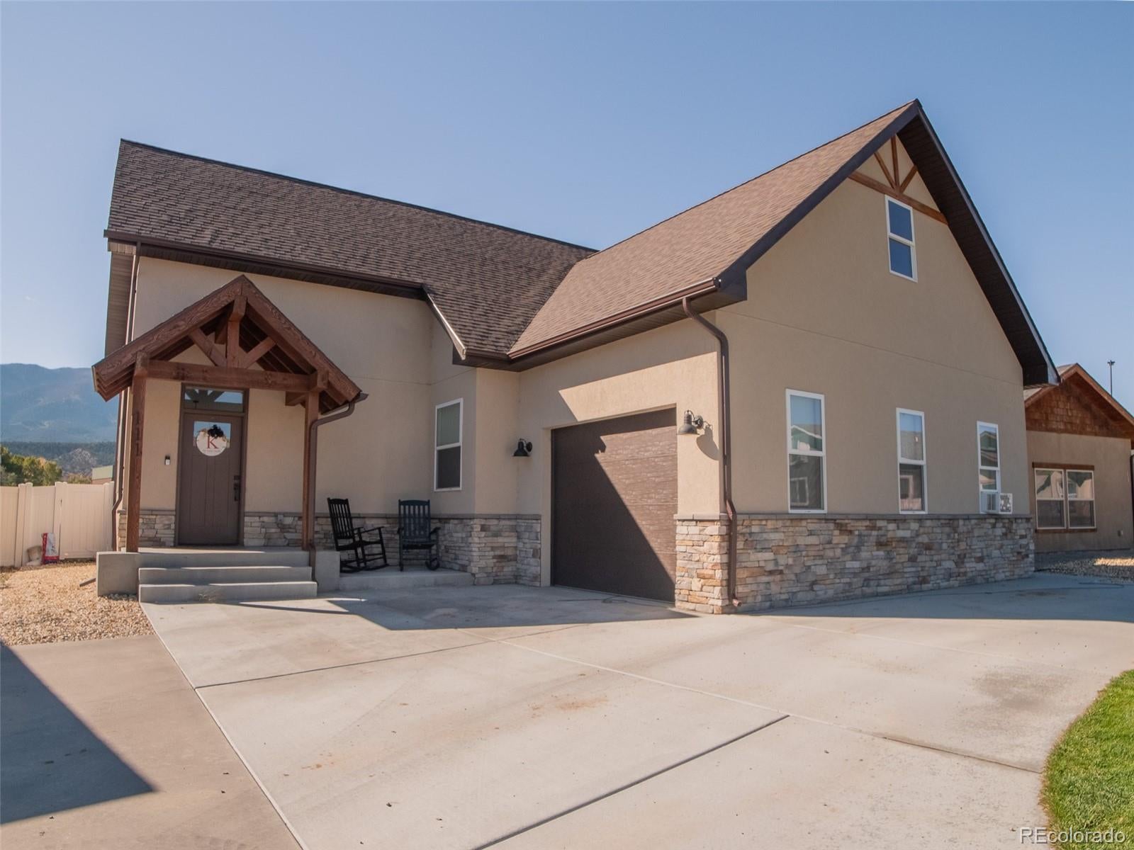 111 Starbuck Circle