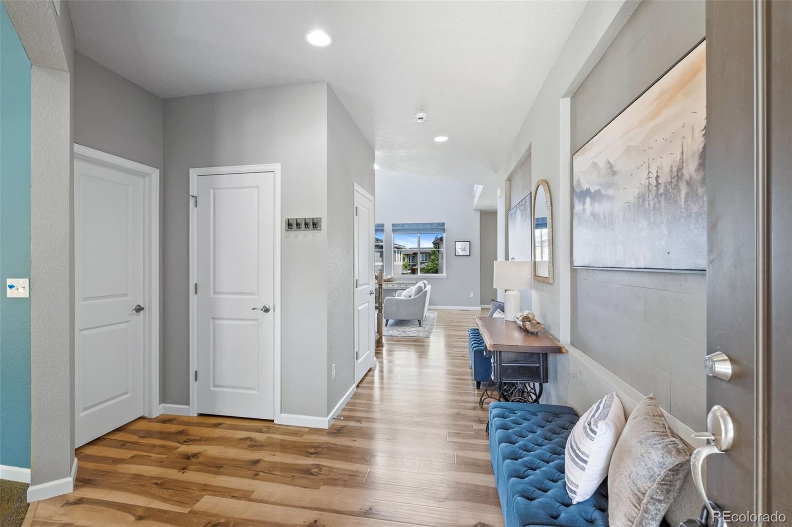 9496 Juniper Way