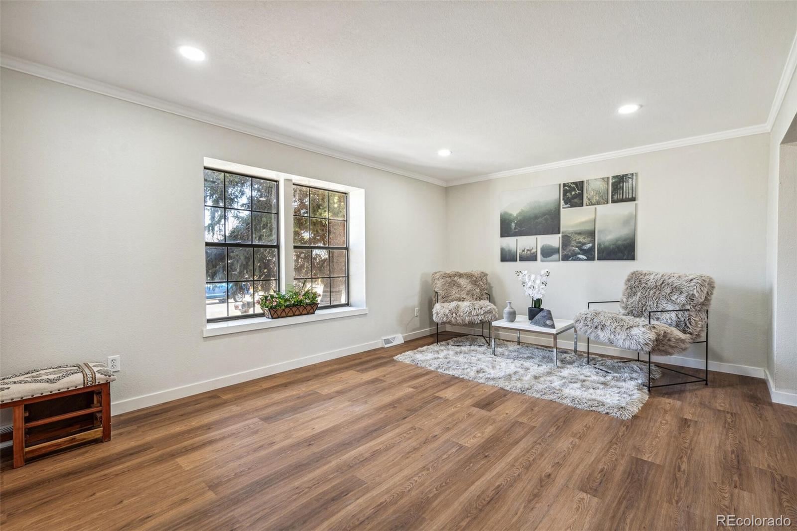 12807 Garfield Circle