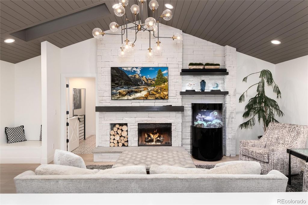 Photo of 1 Club Lane, Littleton, CO 80123 (MLS # 4444099)