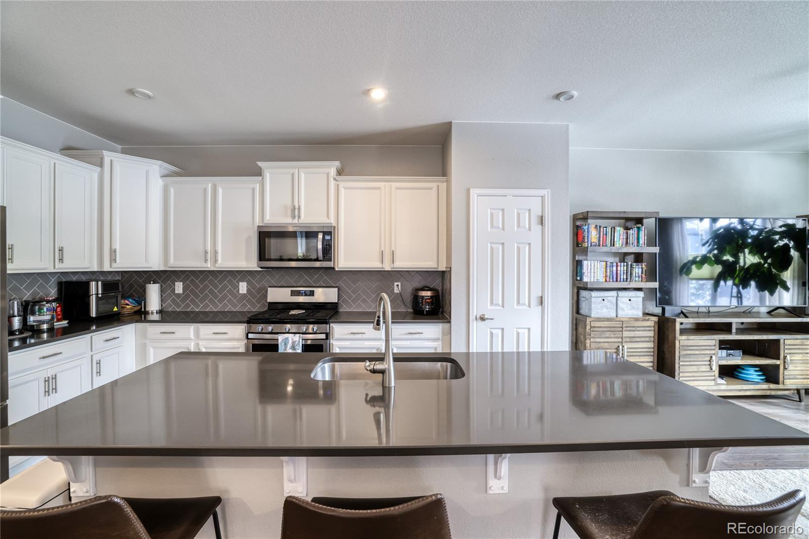 15909 E Otero Avenue