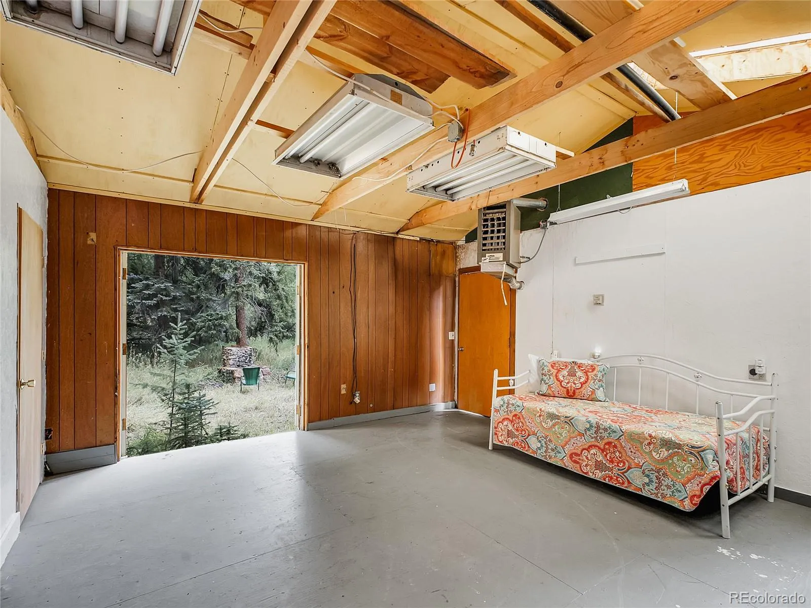 Indian Hills, Colorado 80454, United States, 1 Bedroom Bedrooms, ,Residential,Active,213596