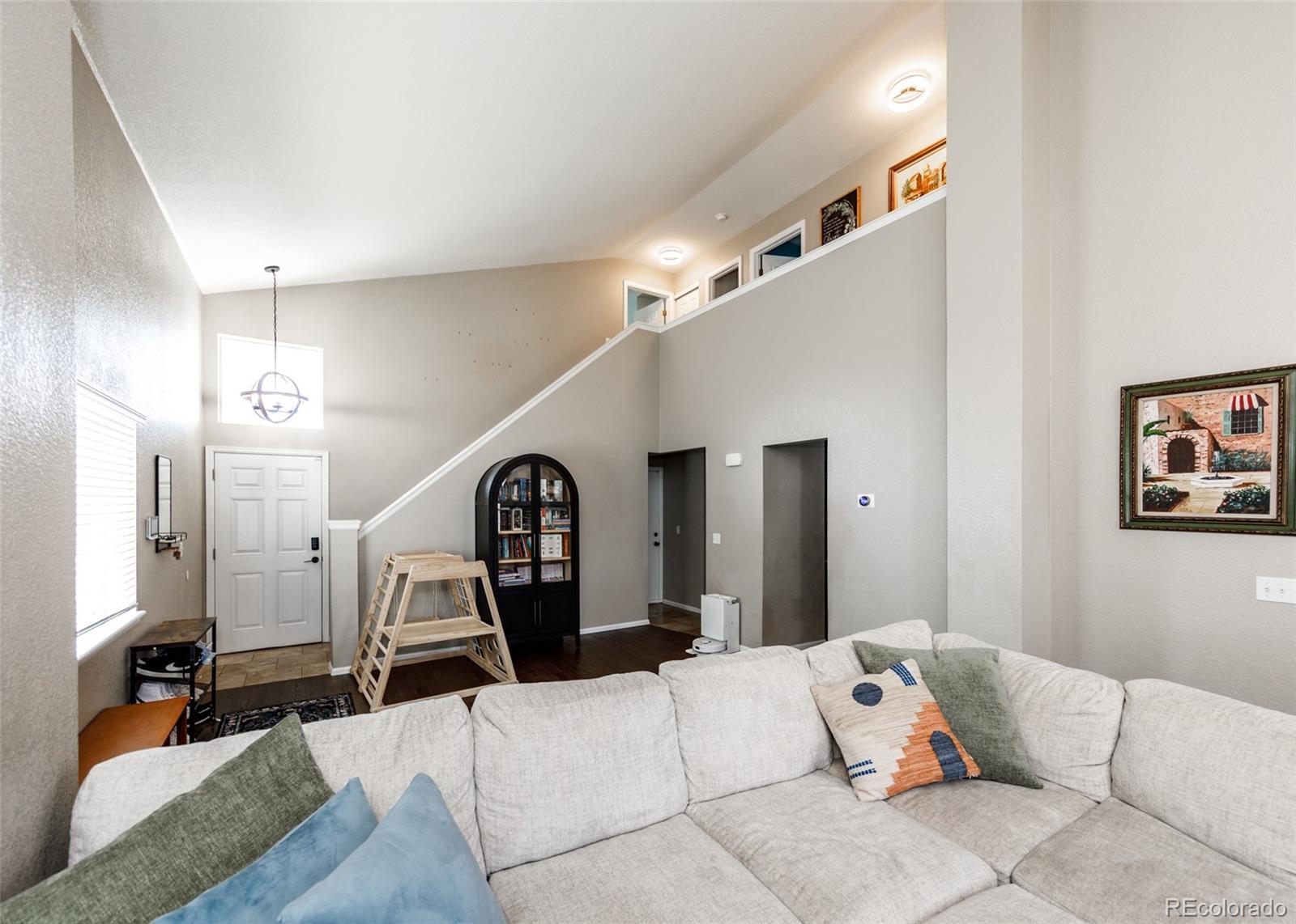 7498 Straggler Circle