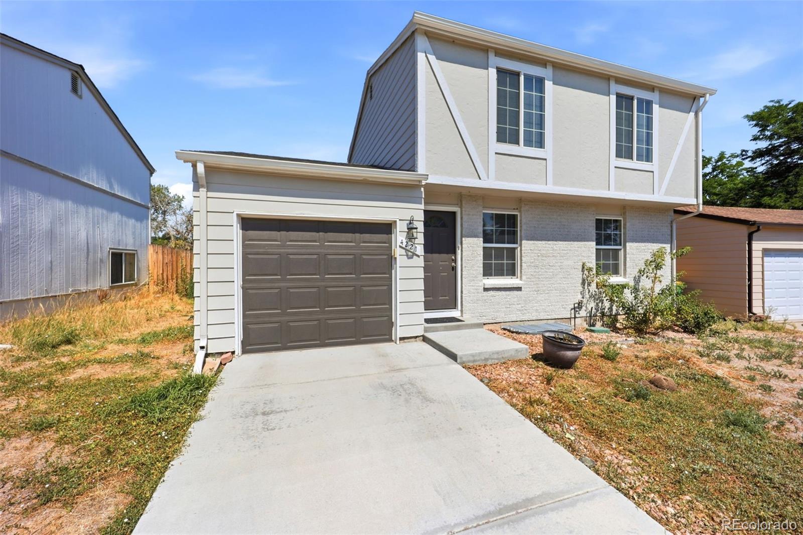 4221 S Quintero Way