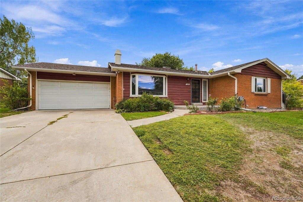 Photo of 6988 S Madison Way, Centennial, CO 80122 (MLS # 3758540)