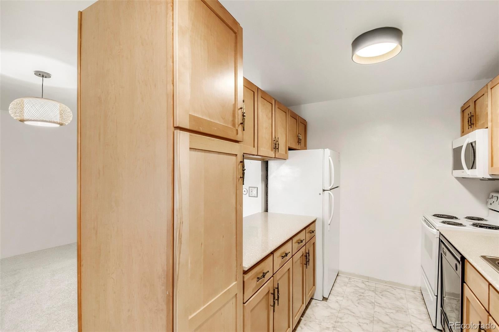130 N Pearl Street 1805